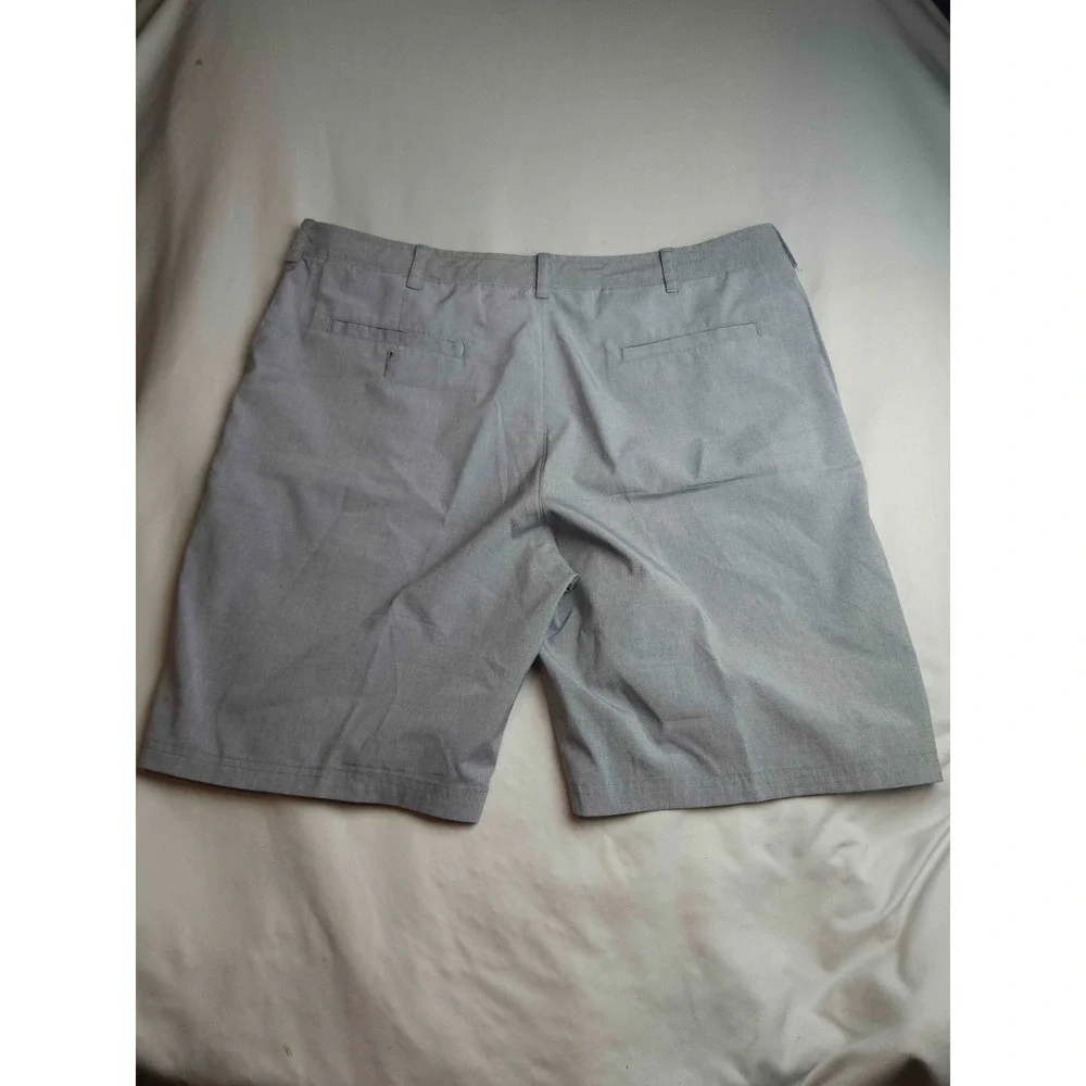 Ben Hogan Chino Shorts Mens Size 40 Gray Woven Performance Golf Casual Stretch